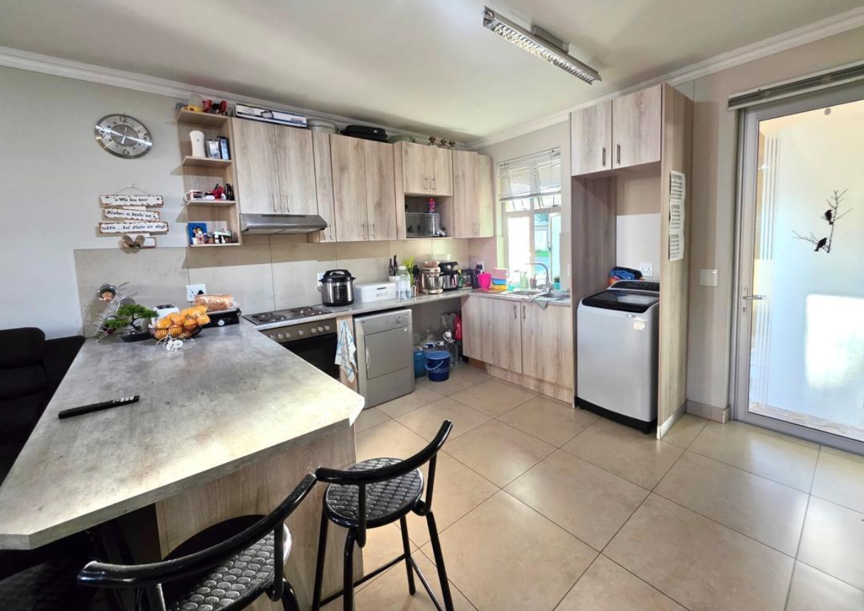 2 Bedroom Townhouse for Sale in Omeya Golf Estate